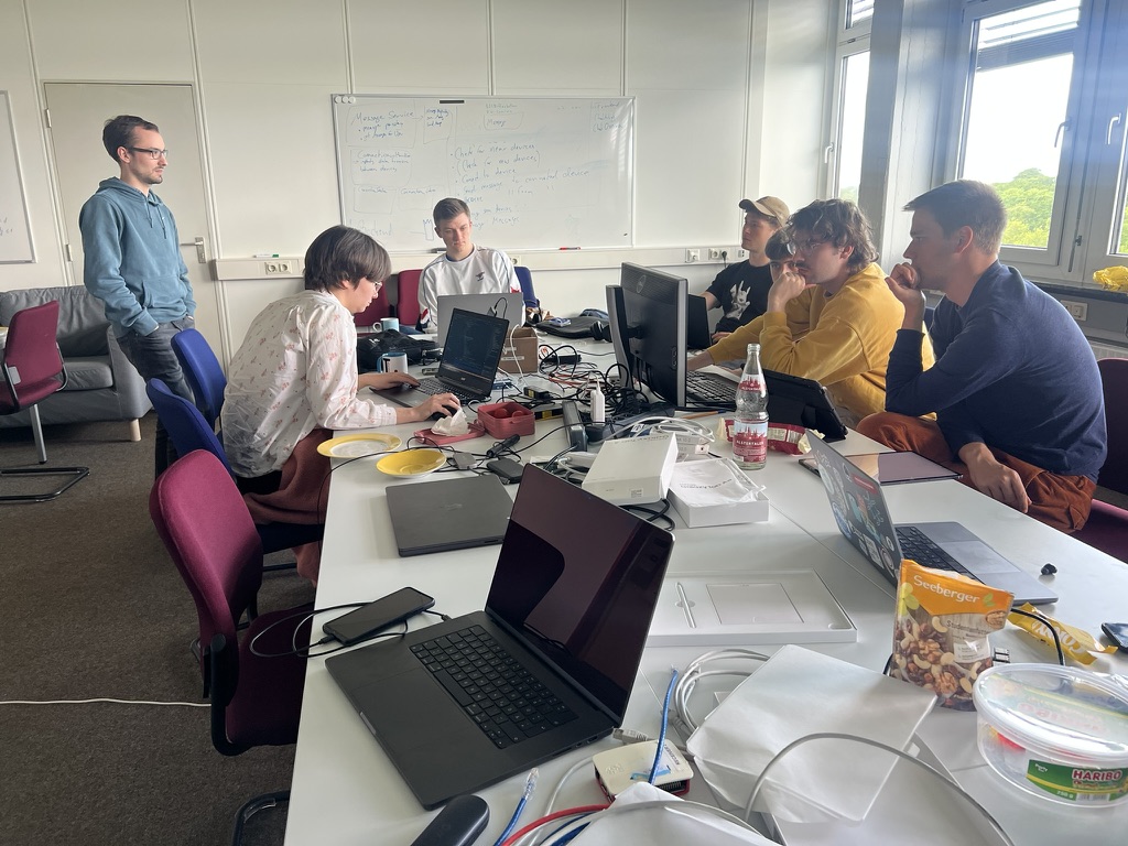 Smart Urban Data for Disaster Response Hackathon – Studierende entwickeln Messenger für den Krisenfall